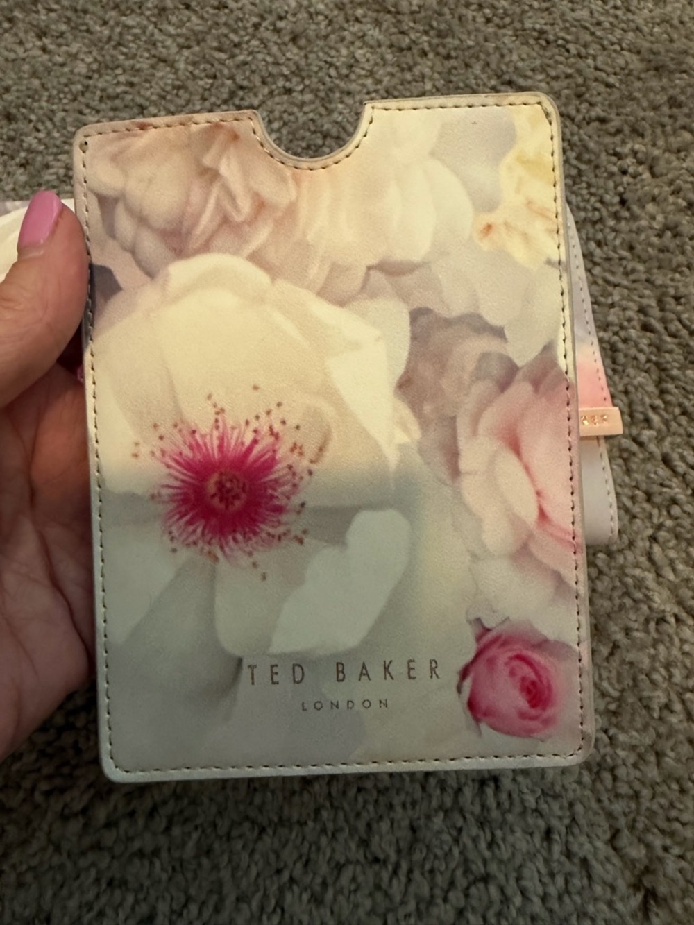 Ted Baker Pink Floral Jewelry Roll Case & Passport Holder Set - Picture 3 of 16